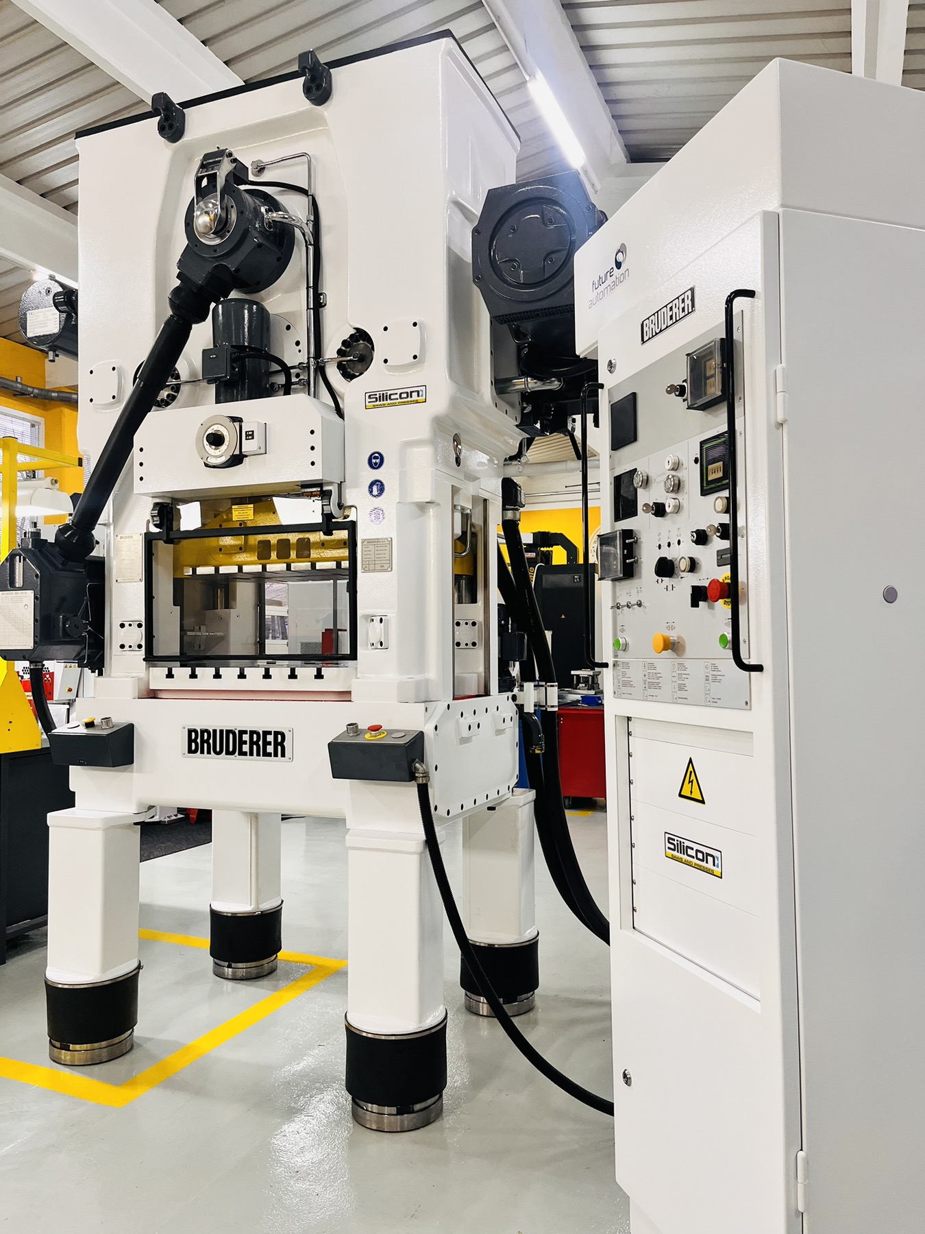 BRUDERER FGS 25/32  1993